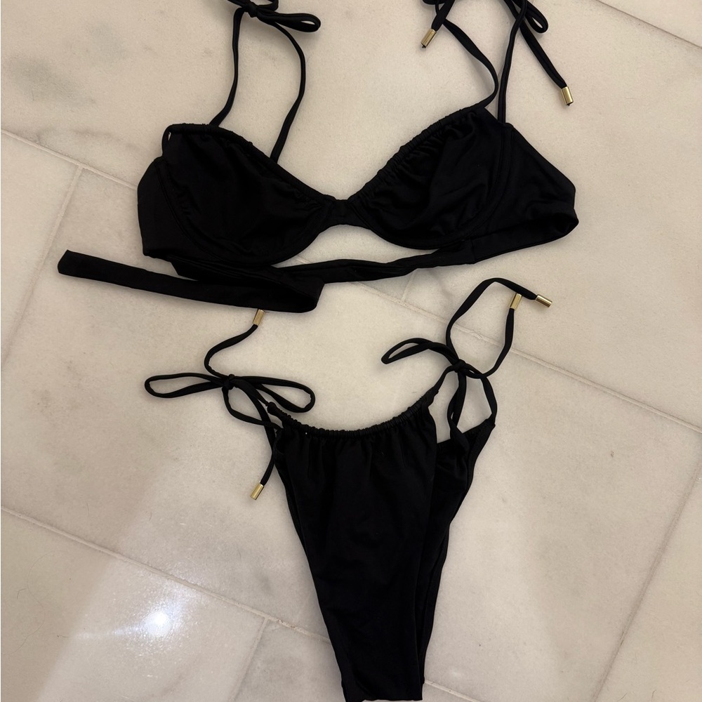 Monday Swimwear Black Bikini Set Top Small Bottom Large